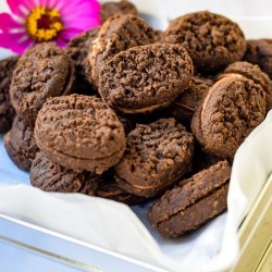 Romany Cream Biscuits - Classic Choc- 200g